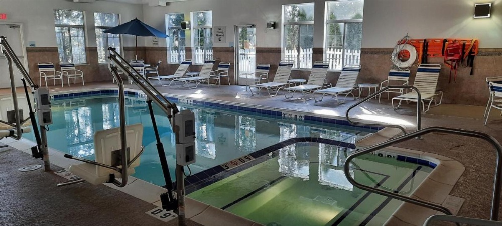 Holiday Inn Express & Suites New Buffalo, MI Image 20