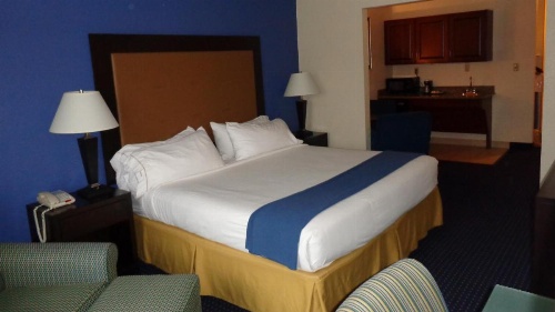 Holiday Inn Express & Suites New Buffalo, MI image 37